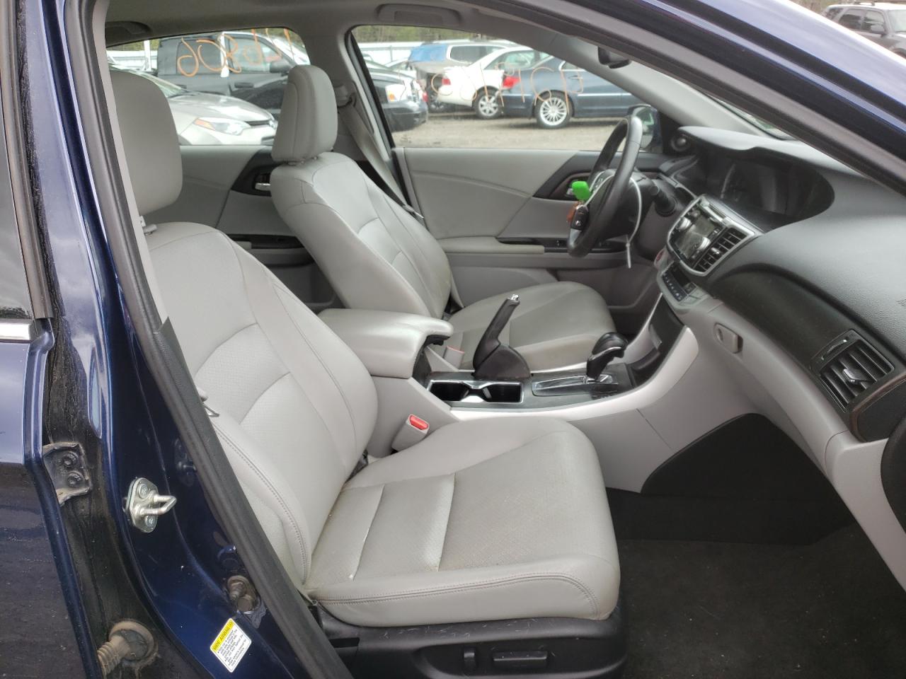 Photo 5 from auction – 2014 HONDA ACCORD EXL with VIN 1HGCR3F82EA015698