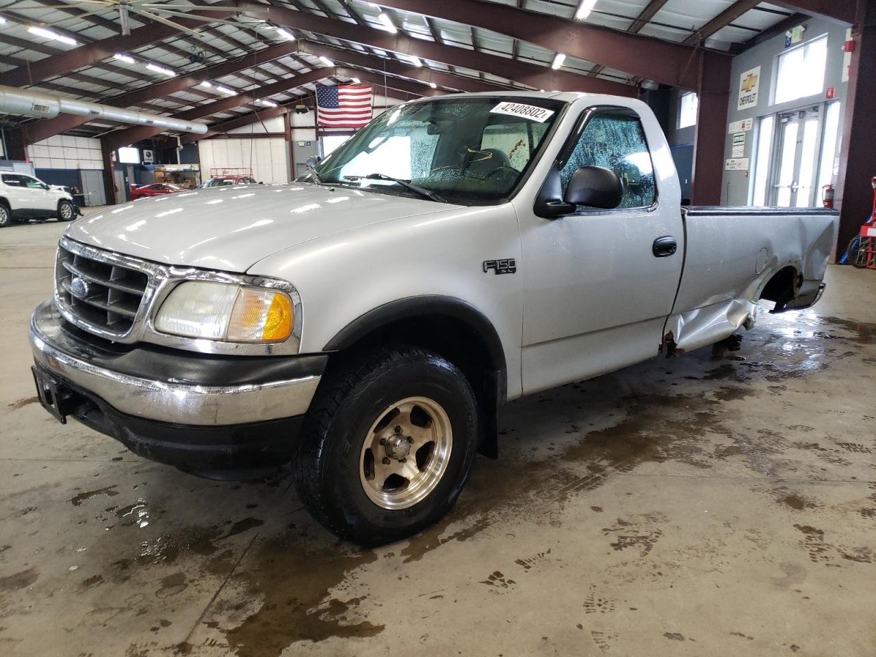 Photo 2 from auction – 2003 FORD F150 with VIN 1FTRF18233NB84634