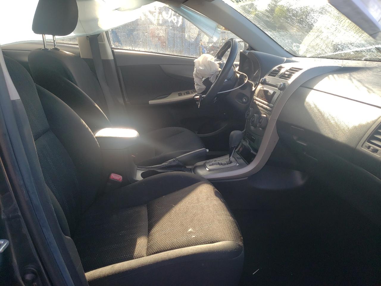 Photo 5 from auction – 2011 TOYOTA COROLLA BA with VIN 2T1BU4EE3BC641967