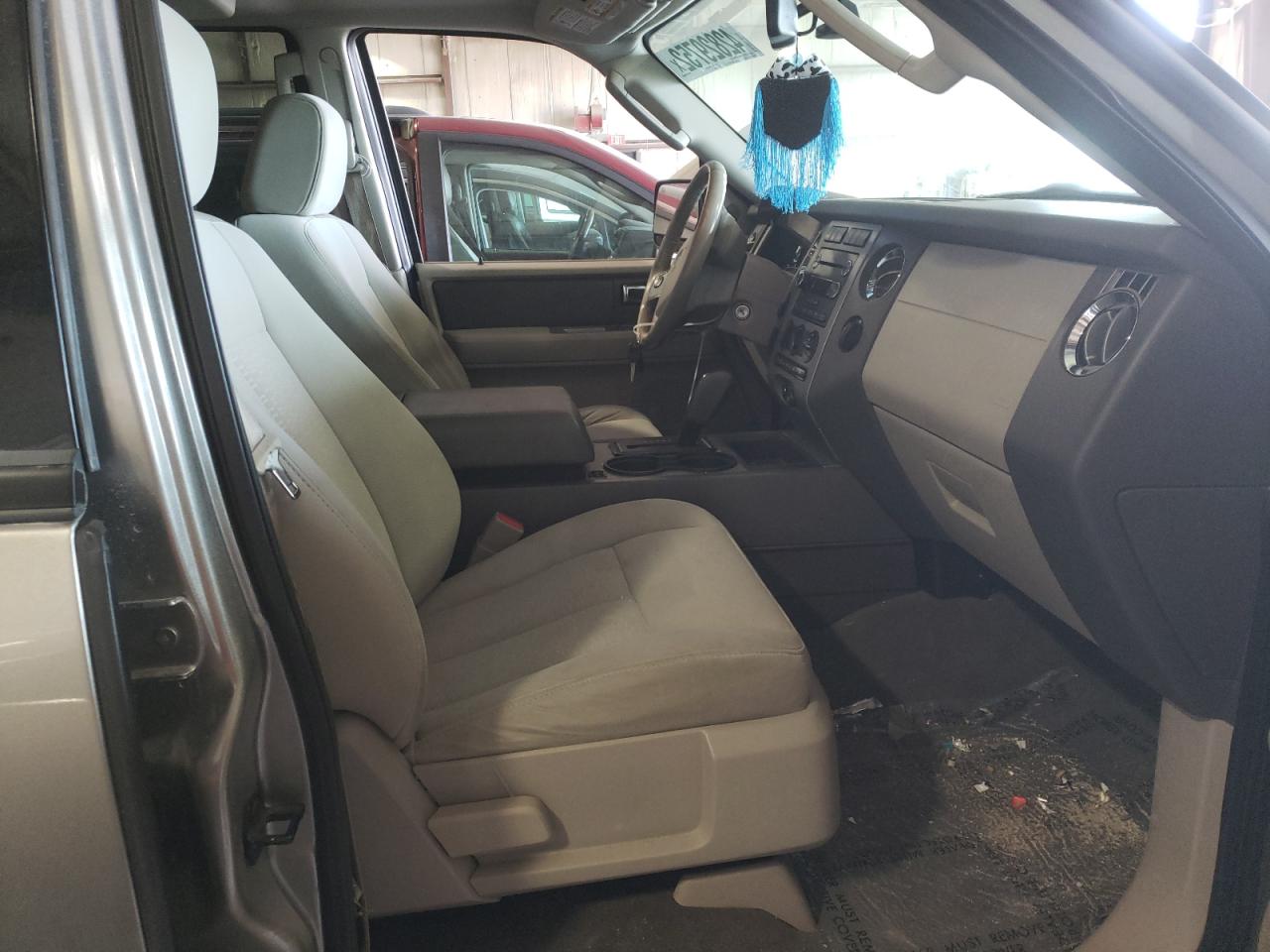 Photo 5 from auction – 2008 FORD EXPEDITION with VIN 1FMFU16528LA81936