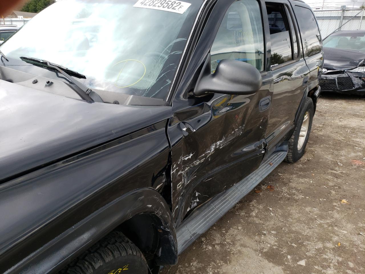 Photo 9 from auction – 2001 DODGE DURANGO with VIN 1B4HS28N91F608636