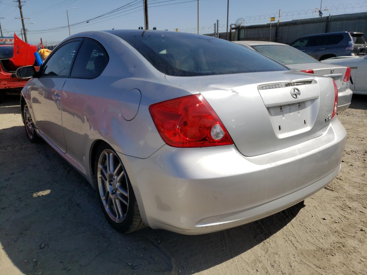 Photo 3 from auction – 2010 TOYOTA SCION TC with VIN JTKDE3B75A0306314