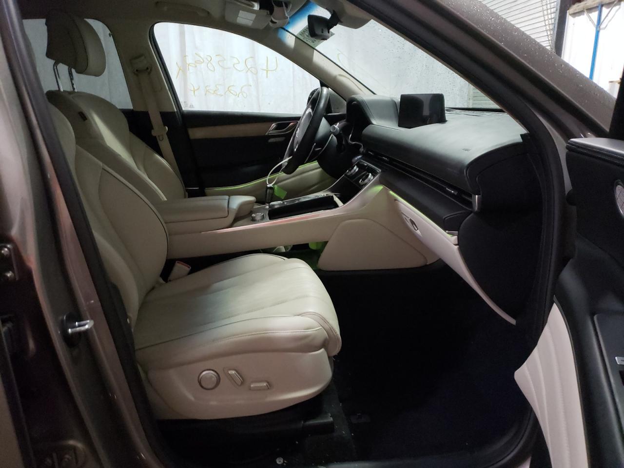 Photo 5 from auction – 2021 GENESIS GV80 BASE with VIN KMUHBDSB5MU039956