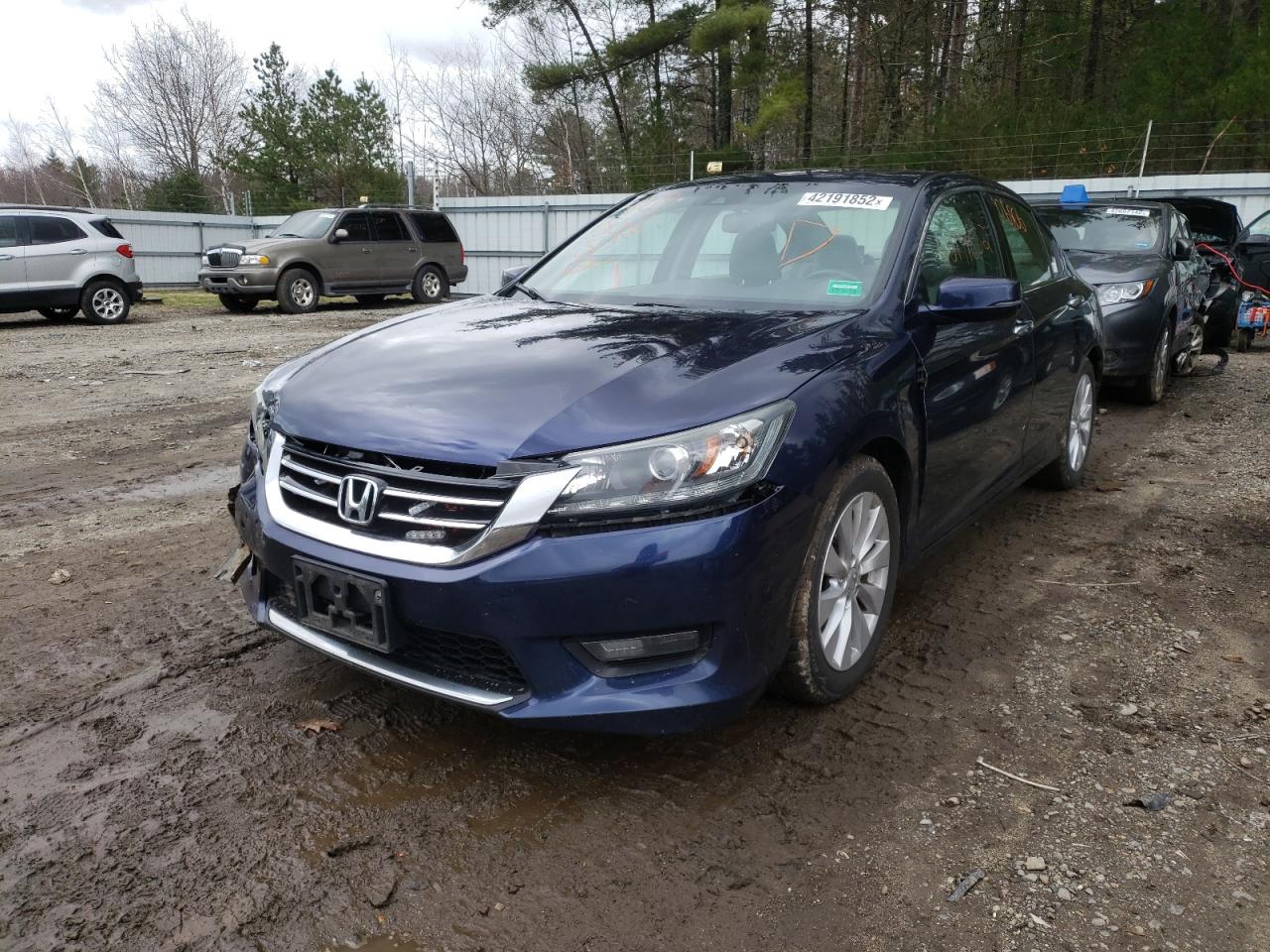 Photo 2 from auction – 2014 HONDA ACCORD EXL with VIN 1HGCR3F82EA015698