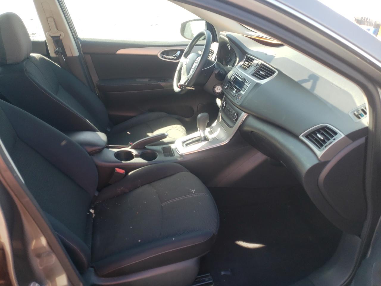 Photo 5 from auction – 2015 NISSAN SENTRA S with VIN 3N1AB7AP2FY358754