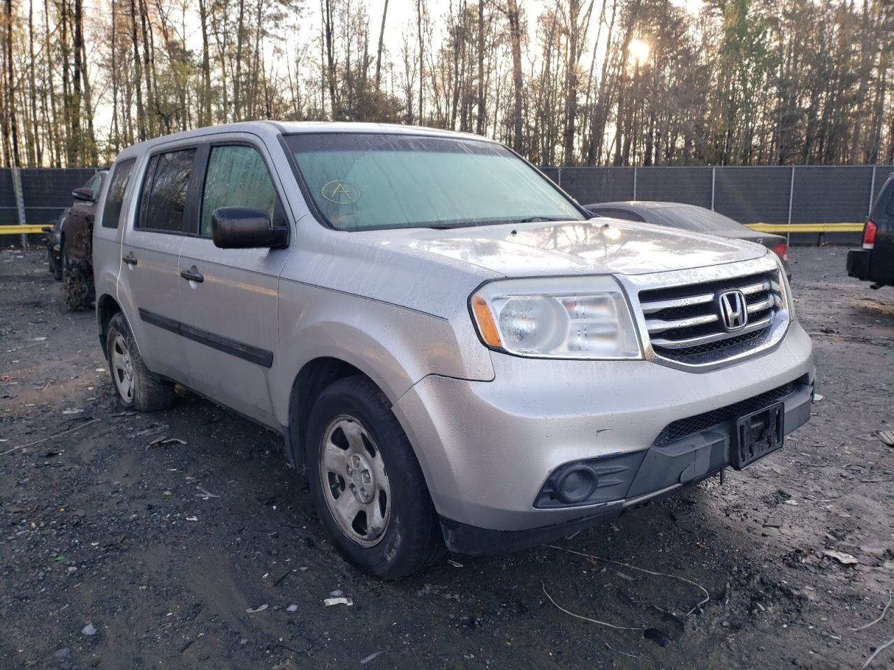 HONDA PILOT LX 2012 with VIN 5FNYF4H20CB082610 - Photo from auction