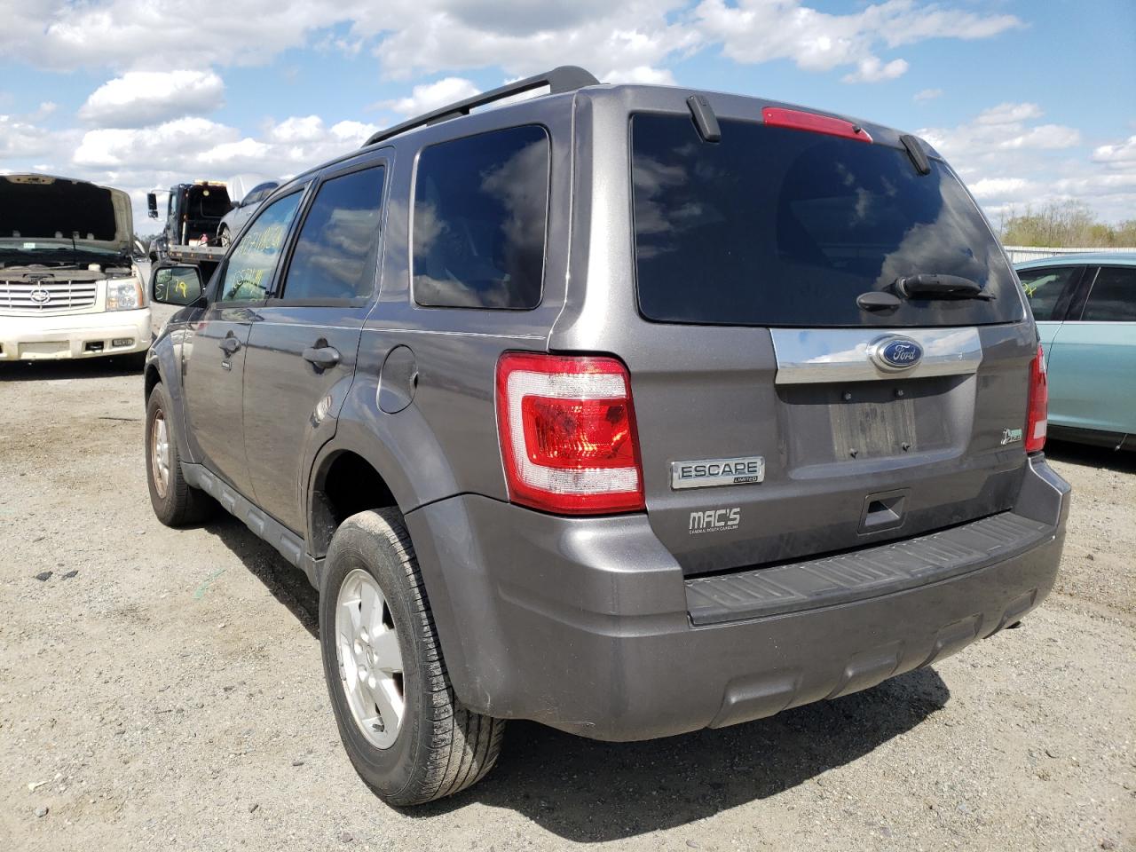Photo 3 from auction – 2012 FORD ESCAPE XLT with VIN 1FMCU0DG1CKA71298