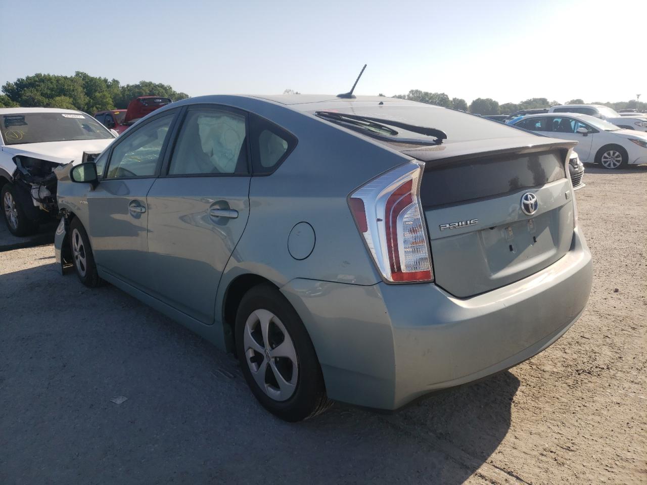 Photo 3 from auction – 2014 TOYOTA PRIUS with VIN JTDKN3DU4E1826408