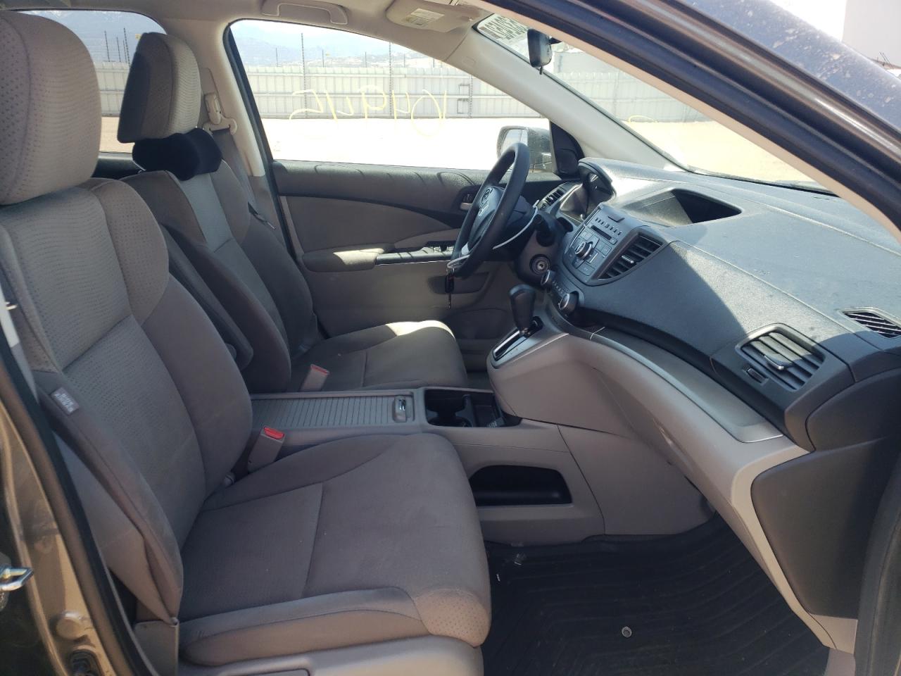 Photo 5 from auction – 2014 HONDA CR-V EX with VIN 5J6RM4H58EL051569