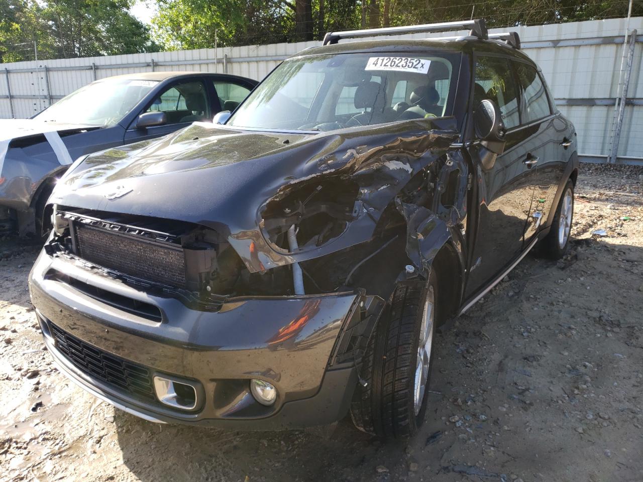 Photo 2 from auction – 2015 MINI COOPER S C with VIN WMWZC5C57FWP43969