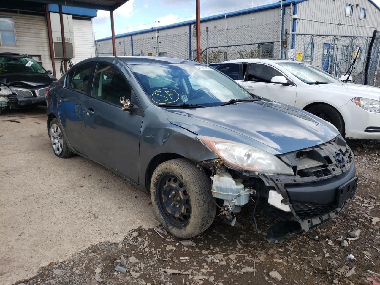 MAZDA 3 I 2013 with VIN JM1BL1TG2D1755441 - Photo from auction