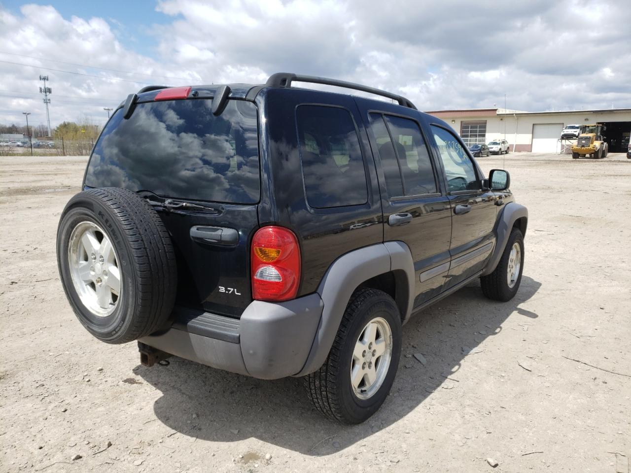 Photo 4 from auction – 2003 JEEP LIBERTY SP with VIN 1J4GL48K43W598558