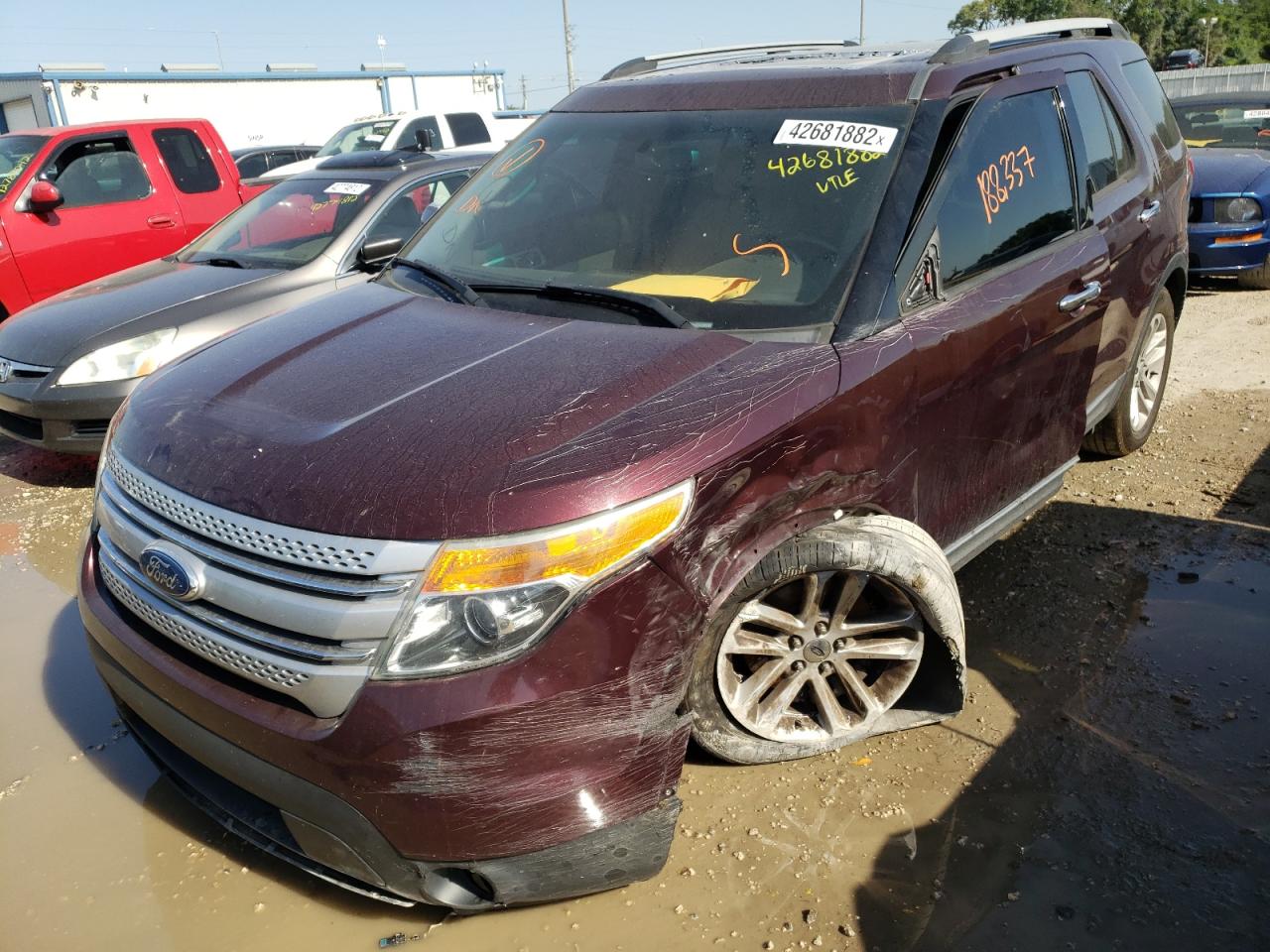 Photo 2 from auction – 2011 FORD EXPLORER X with VIN 1FMHK8D82BGA71105