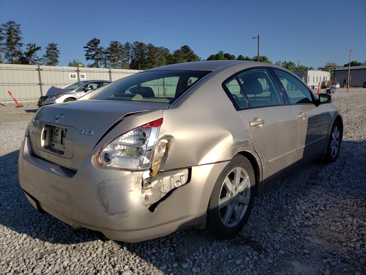 Photo 4 from auction – 2005 NISSAN MAXIMA SE with VIN 1N4BA41E05C875422