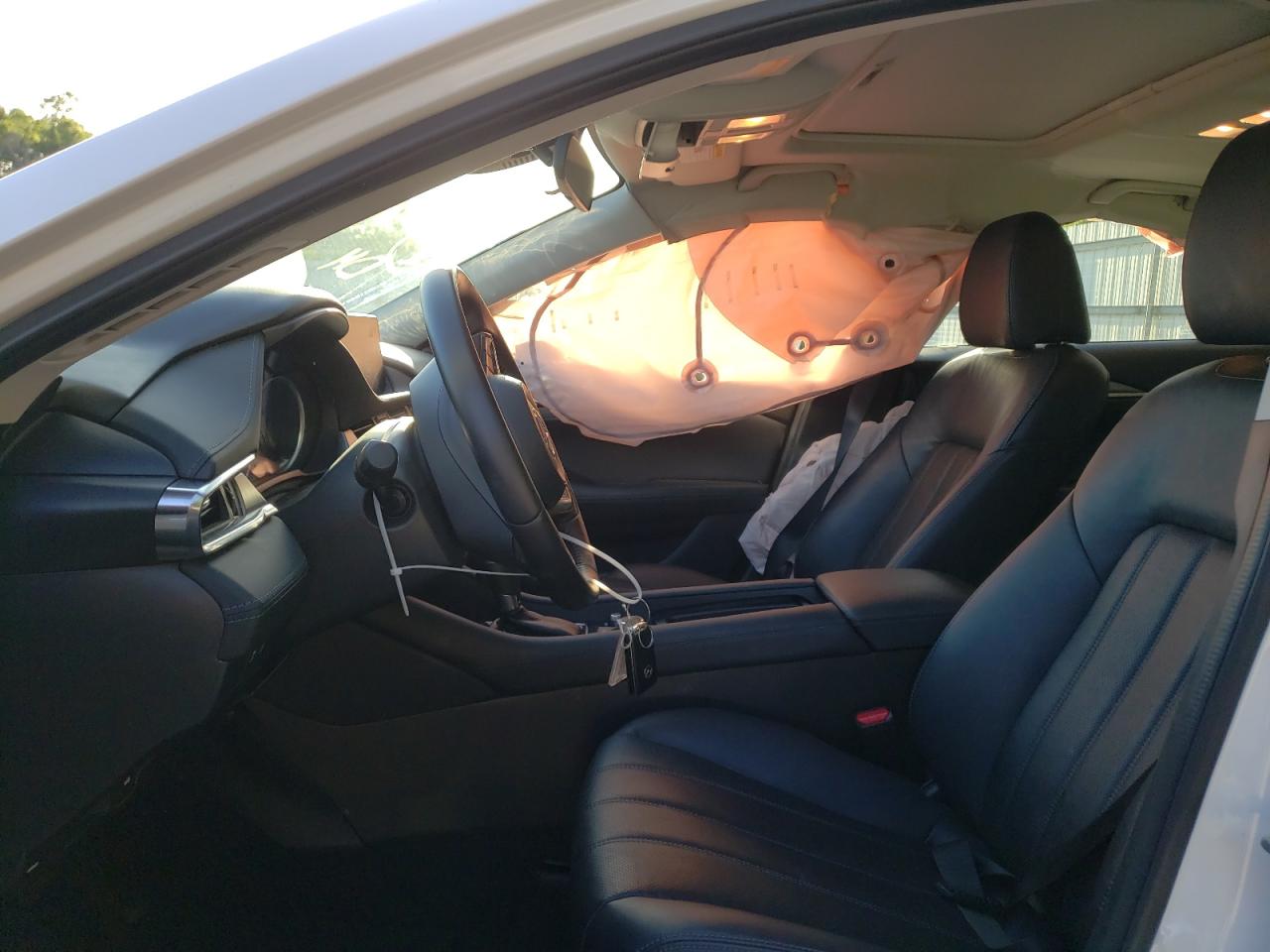 Photo 5 from auction – 2021 MAZDA 6 TOURING with VIN JM1GL1VM3M1609123