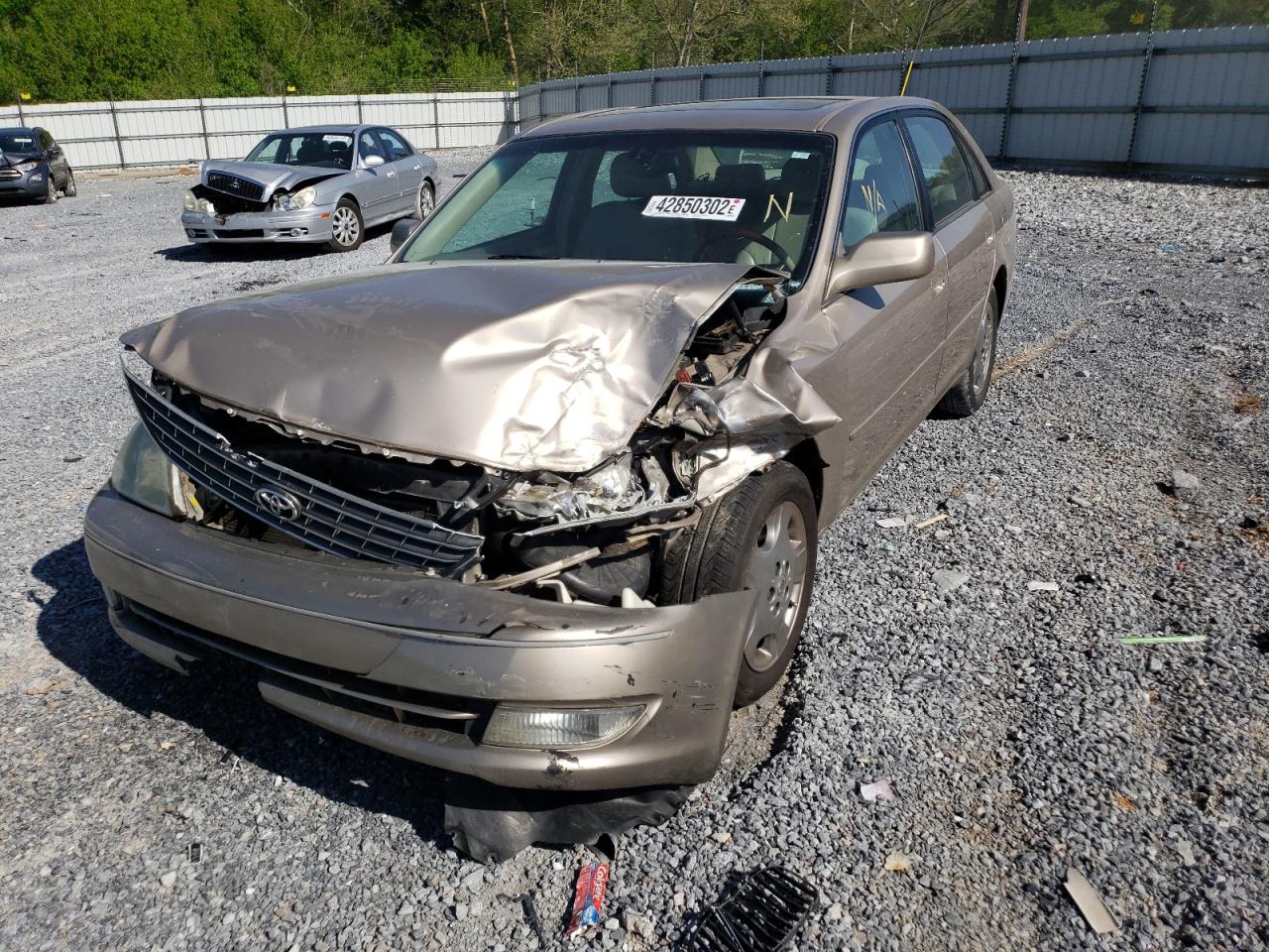 Photo 2 from auction – 2003 TOYOTA AVALON XL with VIN 4T1BF28BX3U267518
