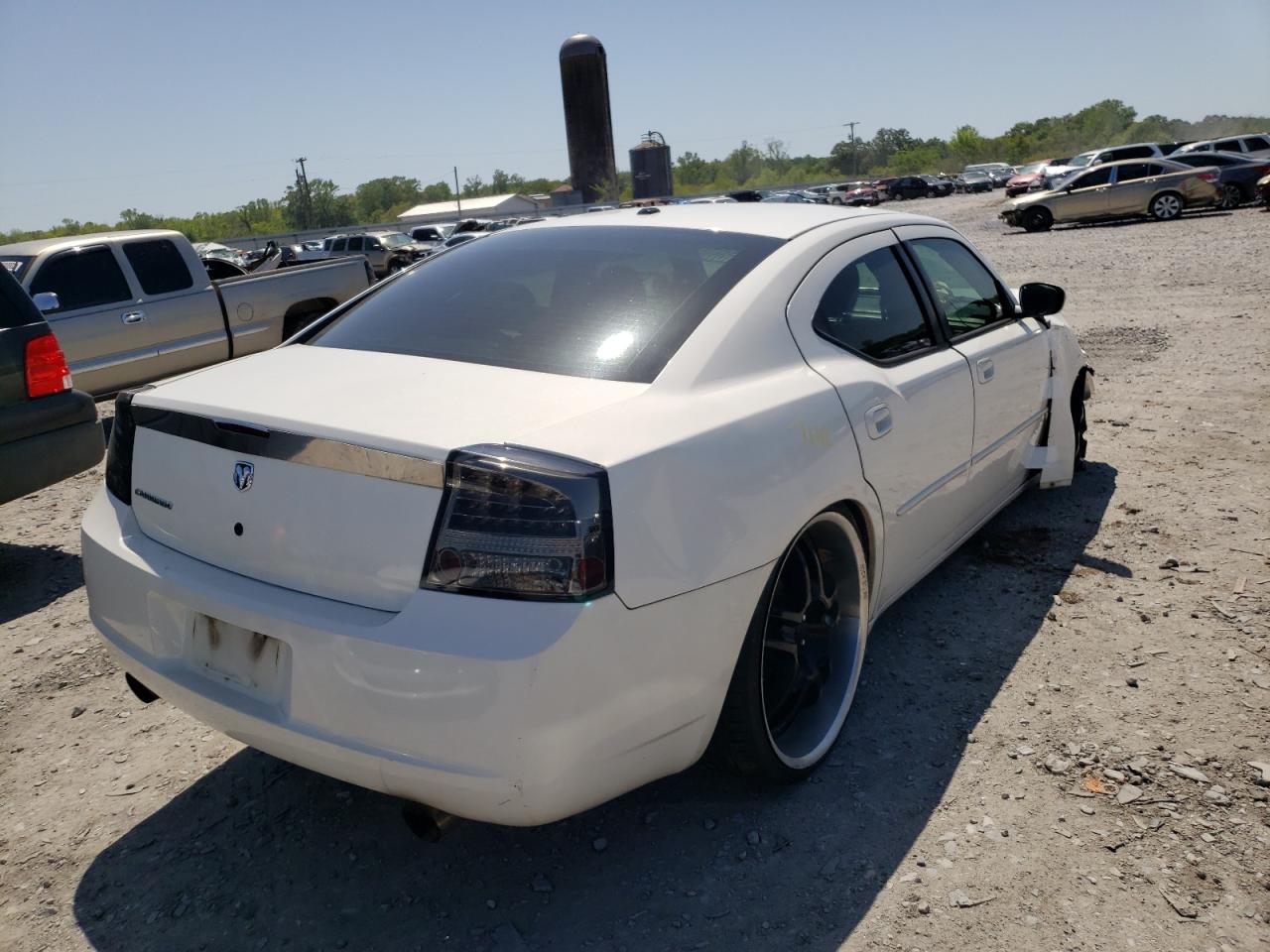Photo 4 from auction – 2006 DODGE CHARGER with VIN 2B3KA43G46H373845