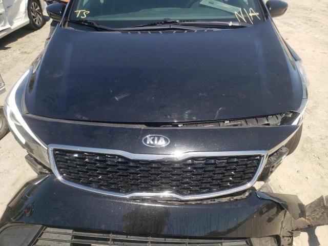 Photo 7 from auction – 2017 KIA FORTE LX with VIN 3KPFK4A77HE025682