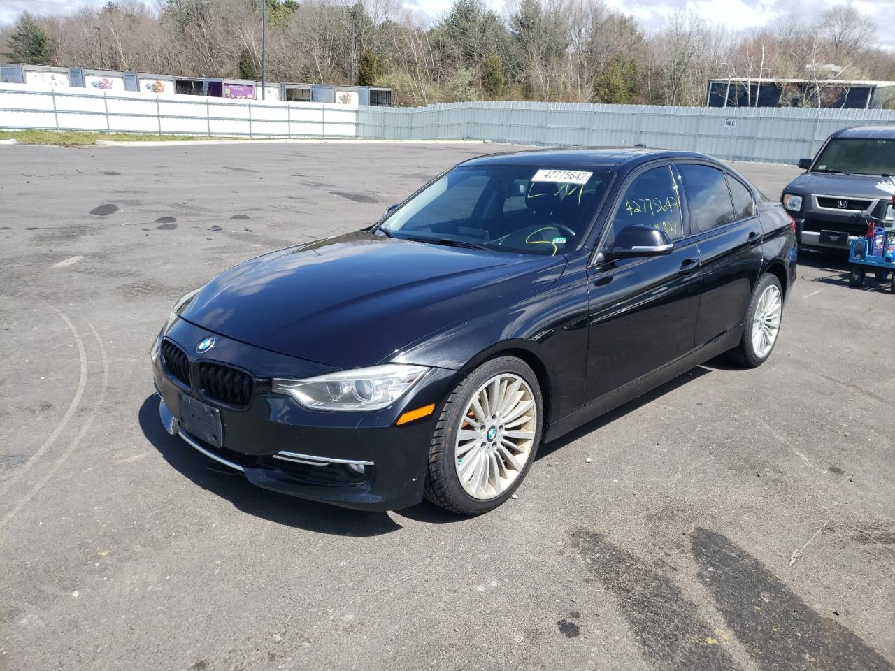 Photo 2 from auction – 2013 BMW 328 XI with VIN WBA3B3C57DF538470