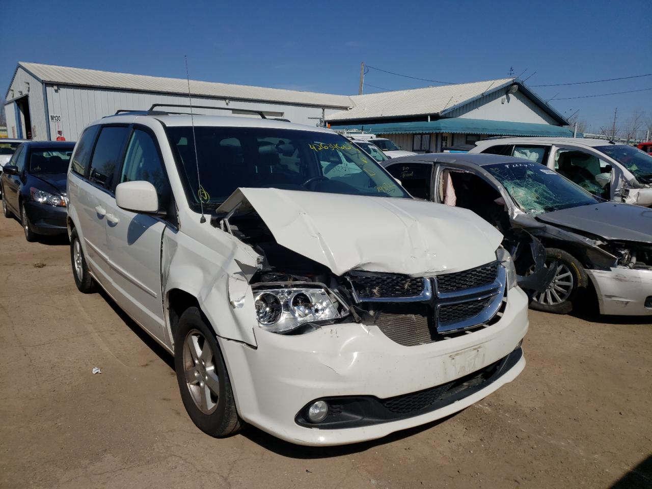 DODGE GRAND CARA 2011 with VIN 2D4RN5DG8BR748925 - Photo from auction