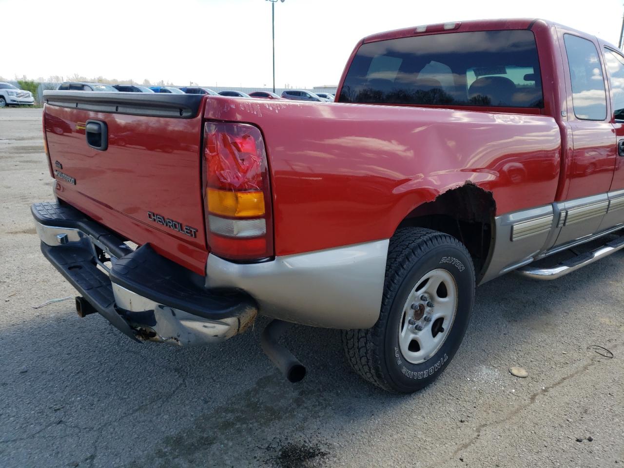 Photo 9 from auction – 2001 CHEVROLET SILVERADO with VIN 2GCEC19T811308569