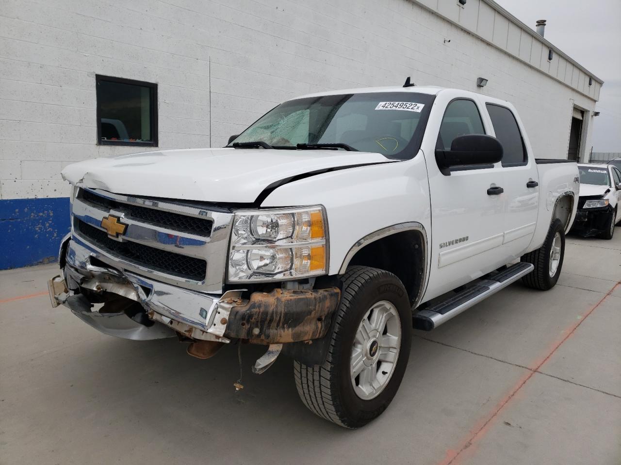Photo 2 from auction – 2011 CHEVROLET SILVERADO with VIN 3GCPKSE30BG350038