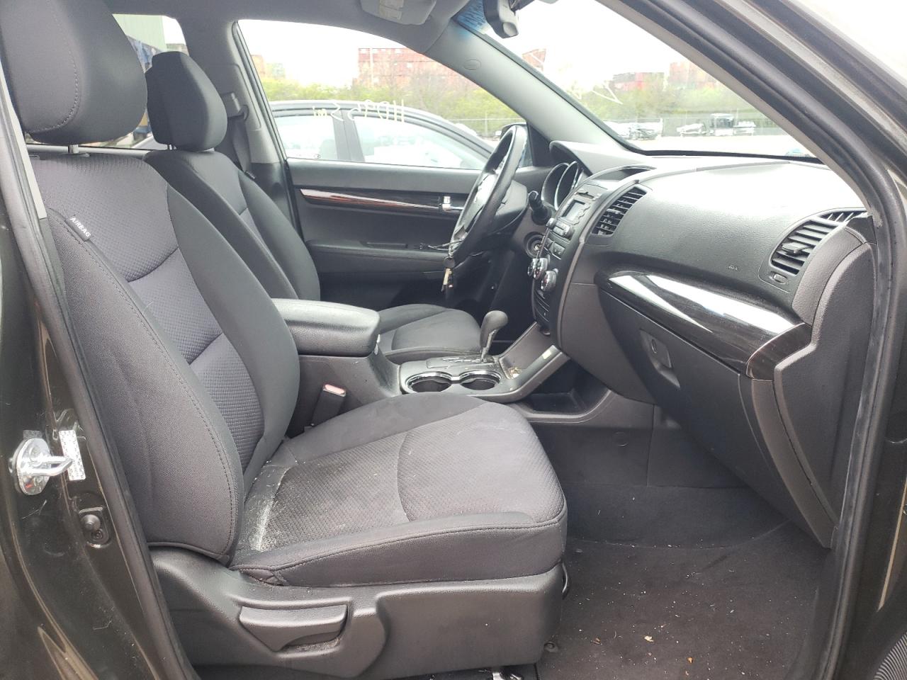 Photo 5 from auction – 2011 KIA SORENTO BA with VIN 5XYKT3A14BG108255