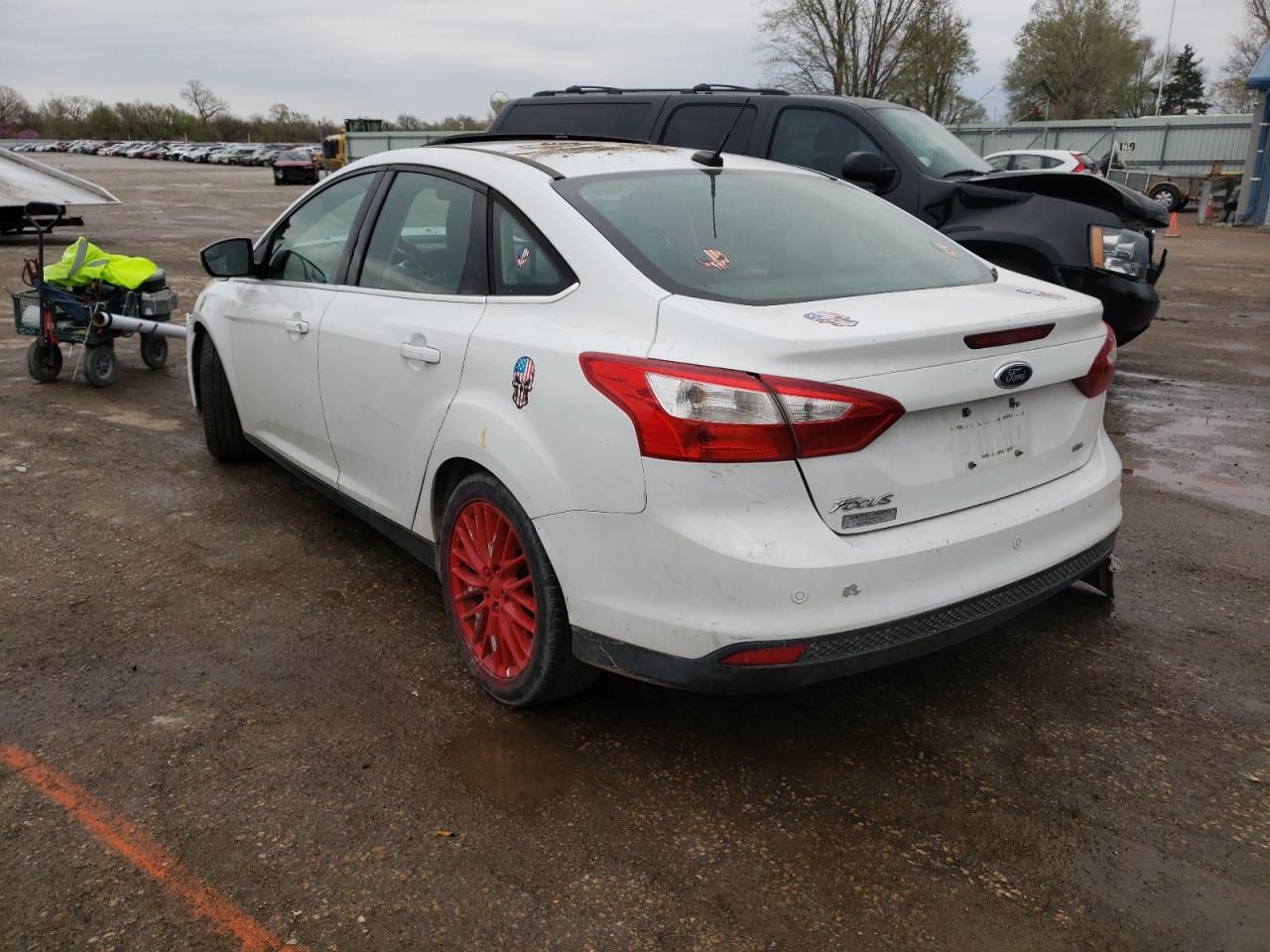 Photo 3 from auction – 2012 FORD FOCUS SEL with VIN 1FAHP3H21CL367956