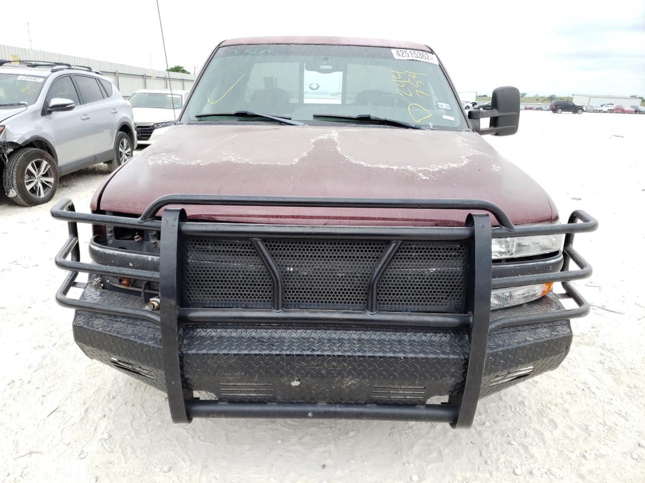 Photo 9 from auction – 2000 CHEVROLET SILVERADO with VIN 1GCEC19TXYE244754