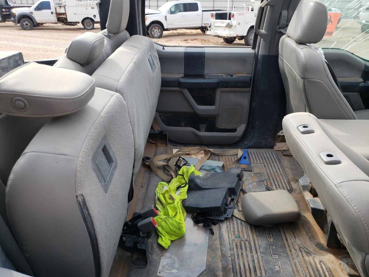 Photo 6 from auction – 2017 FORD F250 SUPER with VIN 1FT7W2BT2HEF46877
