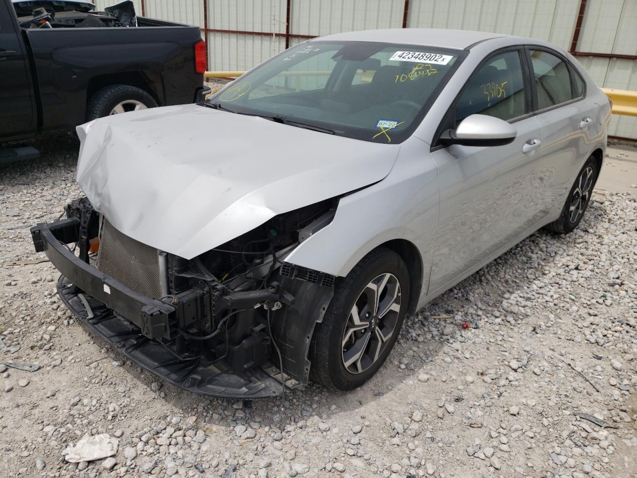 Photo 15 from auction – 2019 KIA FORTE FE with VIN 3KPF24AD1KE108442