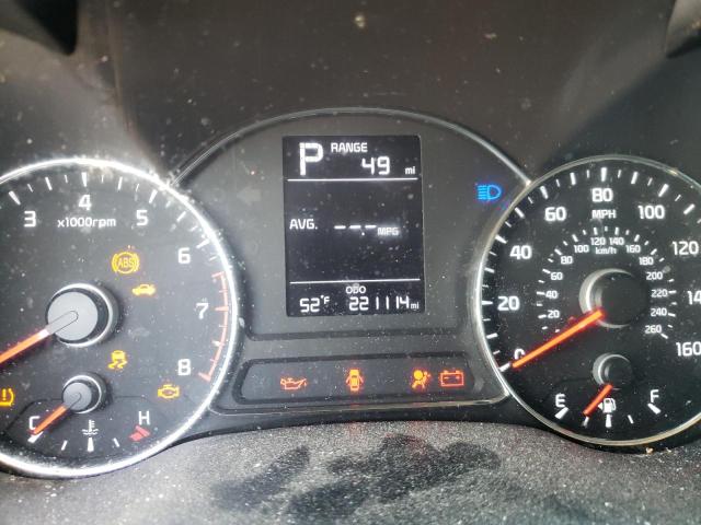 Photo 8 from auction – 2017 KIA FORTE LX with VIN 3KPFK4A76HE036754