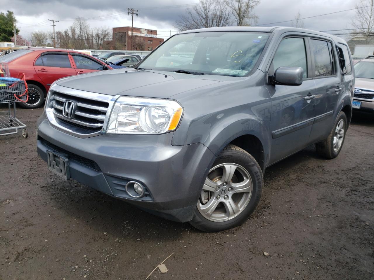 Photo 2 from auction – 2013 HONDA PILOT EXL with VIN 5FNYF4H55DB014461