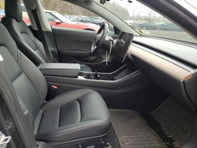 Photo 5 from auction – 2018 TESLA MODEL 3 with VIN 5YJ3E1EA9JF153713