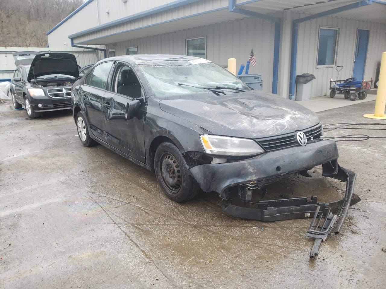 Photo 1 from auction – 2013 VOLKSWAGEN JETTA BASE with VIN 3VW1K7AJ2DM250015