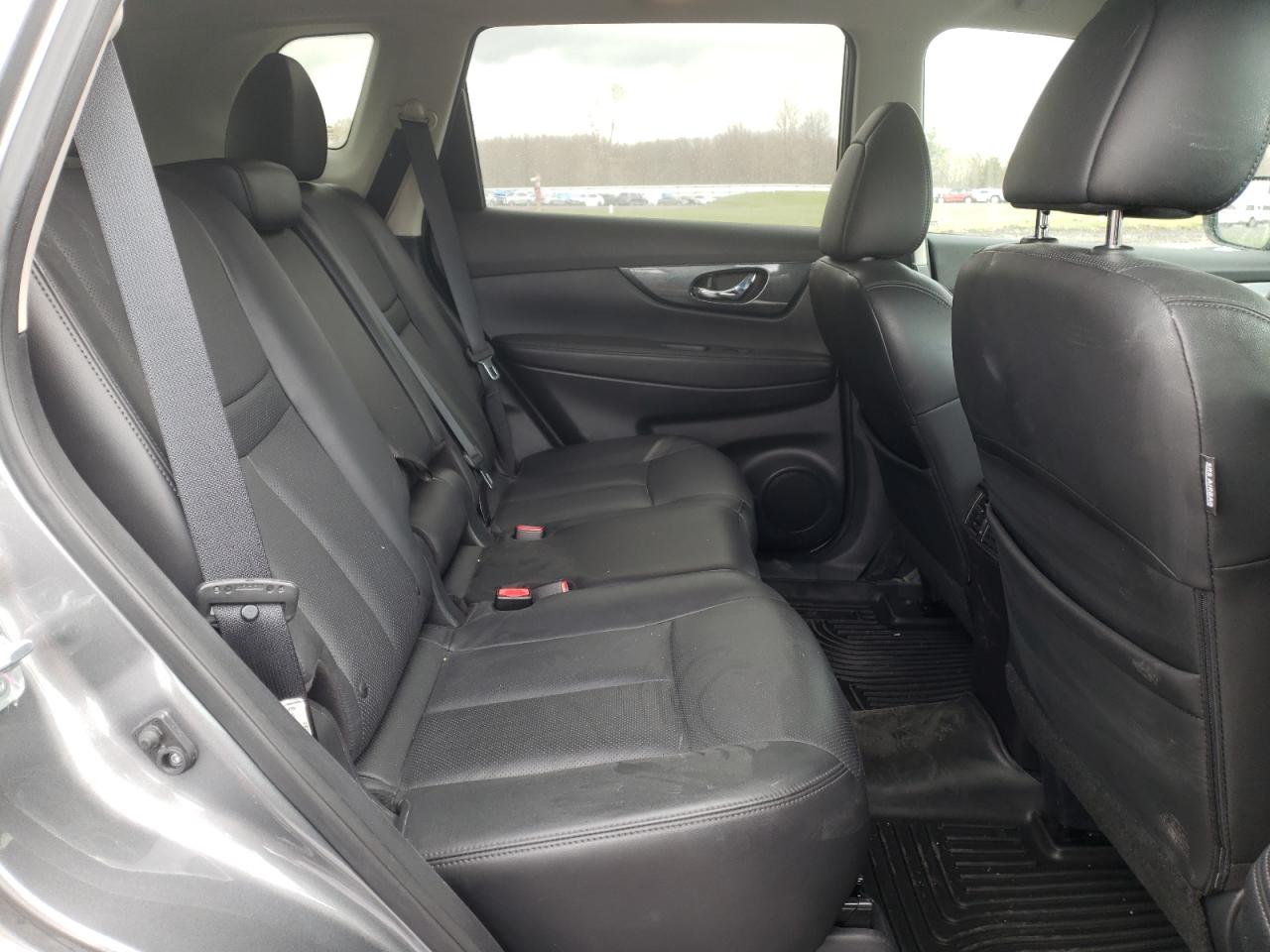 Photo 6 from auction – 2015 NISSAN ROGUE S with VIN 5N1AT2MV0FC852641