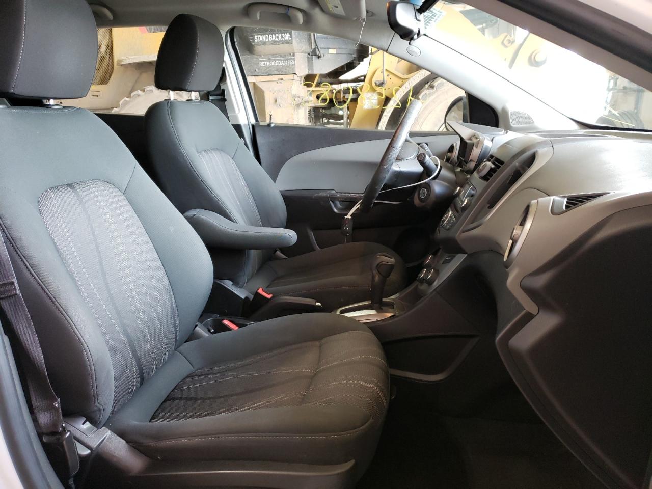 Photo 5 from auction – 2012 CHEVROLET SONIC LT with VIN 1G1JC6SH7C4123804