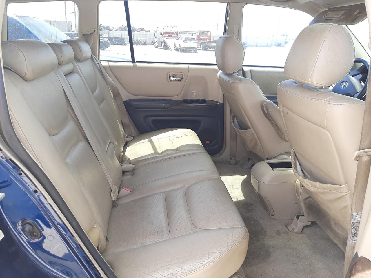 Photo 6 from auction – 2002 TOYOTA HIGHLANDER with VIN JTEGF21A920053519