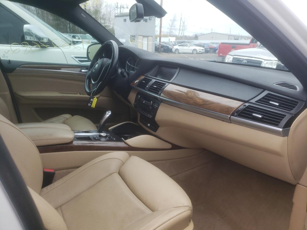 Photo 5 from auction – 2012 BMW X6 XDRIVE3 with VIN 5UXFG2C59CL781028