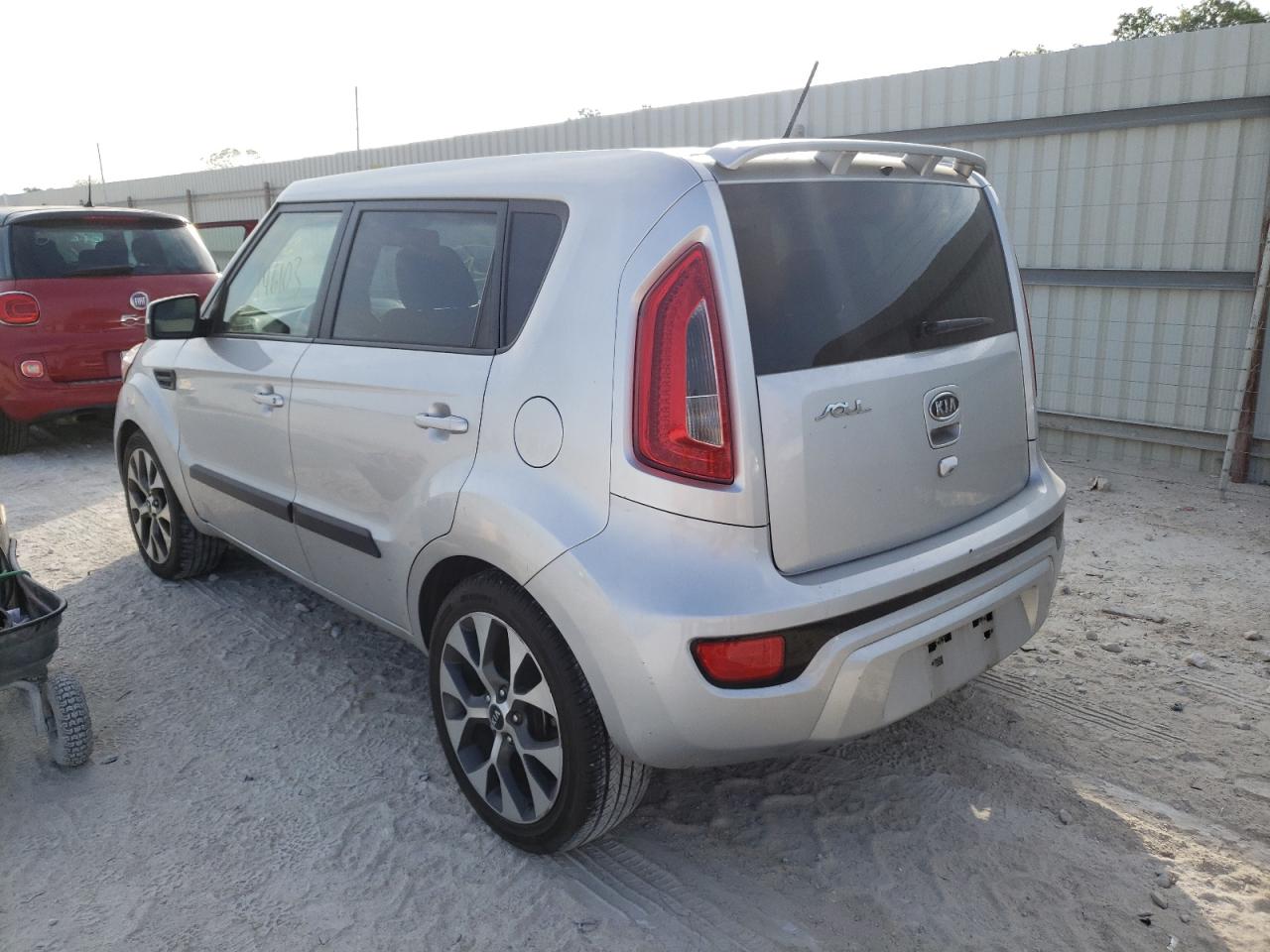 Photo 3 from auction – 2012 KIA SOUL + with VIN KNDJT2A6XC7432018