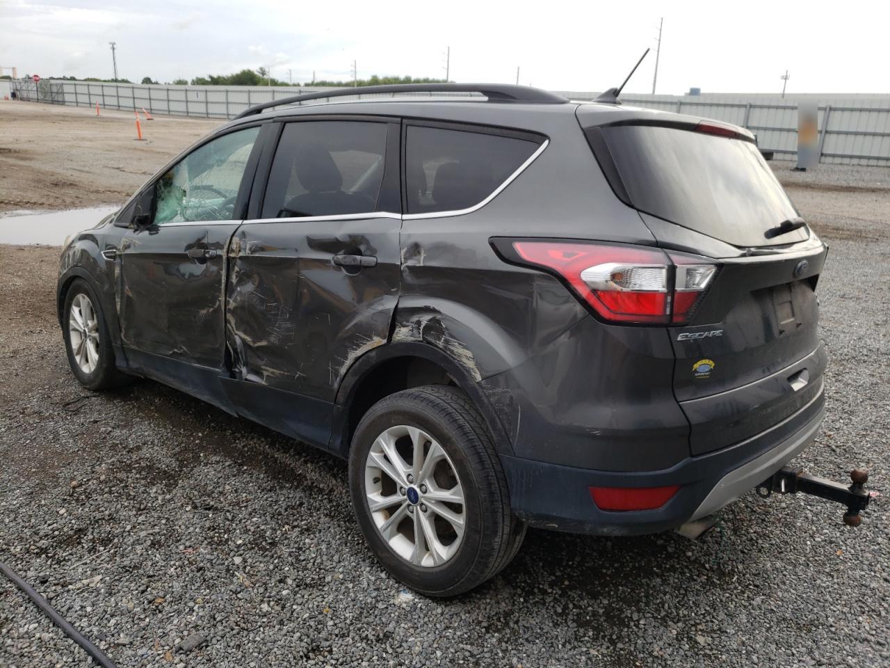 Photo 3 from auction – 2018 FORD ESCAPE SE with VIN 1FMCU0GD8JUA49169