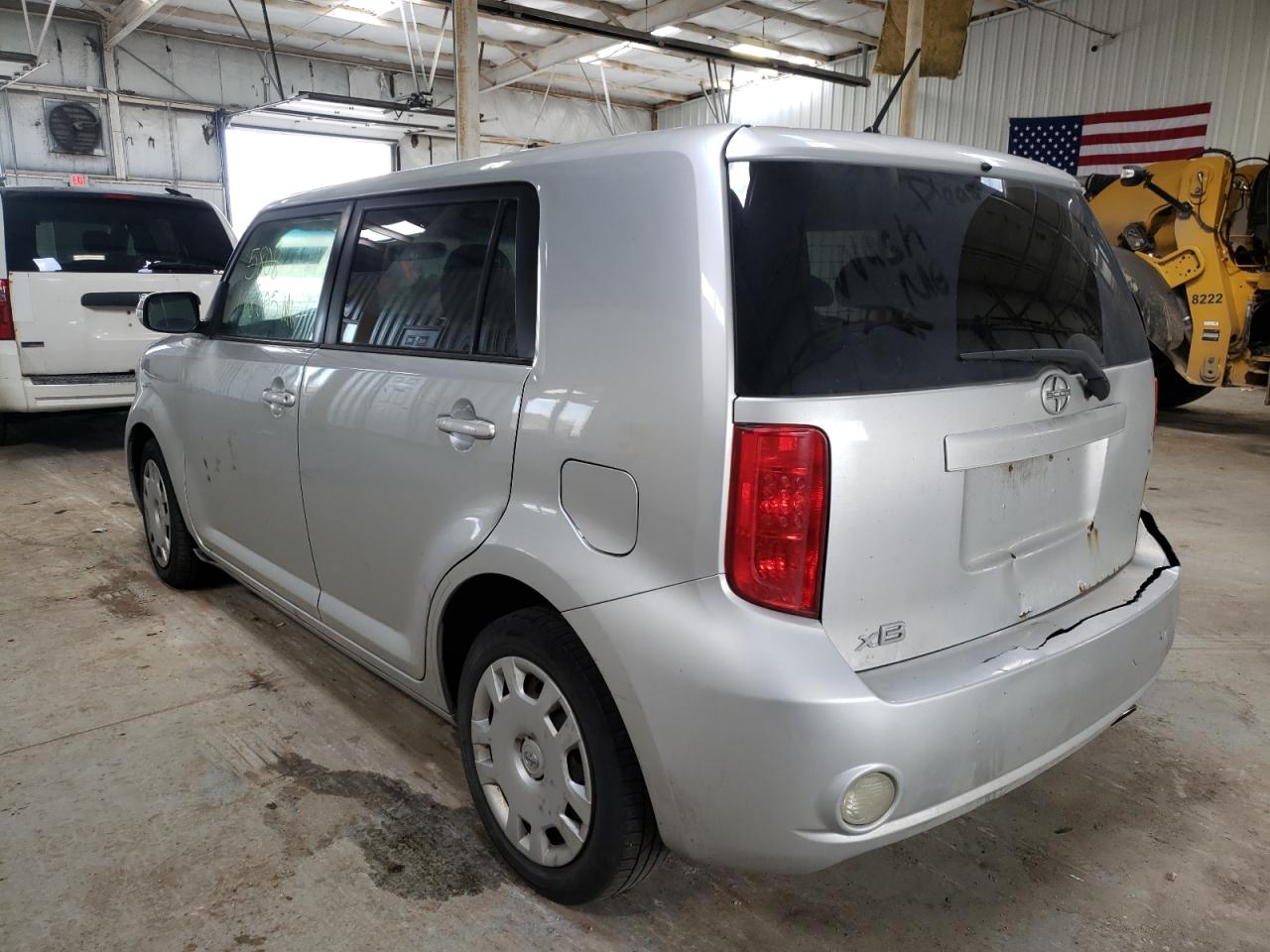 Photo 3 from auction – 2010 TOYOTA SCION XB with VIN JTLZE4FE9A1114758