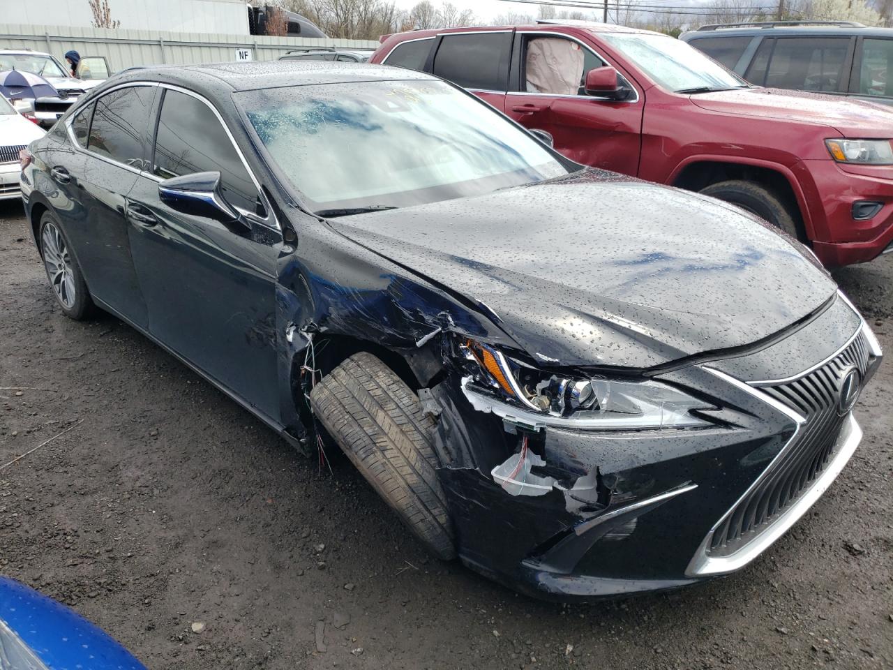 LEXUS ES 350 2019 with VIN 58ABZ1B18KU016635 - Photo from auction