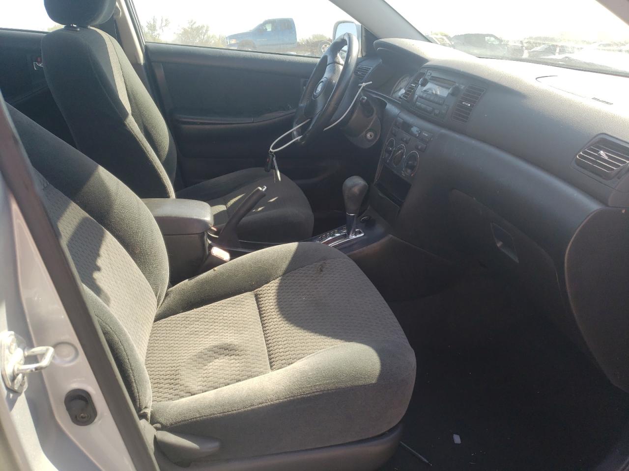 Photo 5 from auction – 2006 TOYOTA COROLLA CE with VIN 1NXBR32E96Z635529