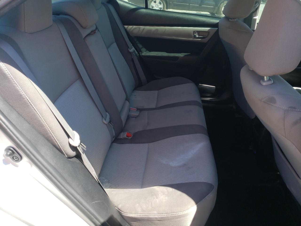 Photo 6 from auction – 2018 TOYOTA COROLLA L with VIN 5YFBURHE2JP824137