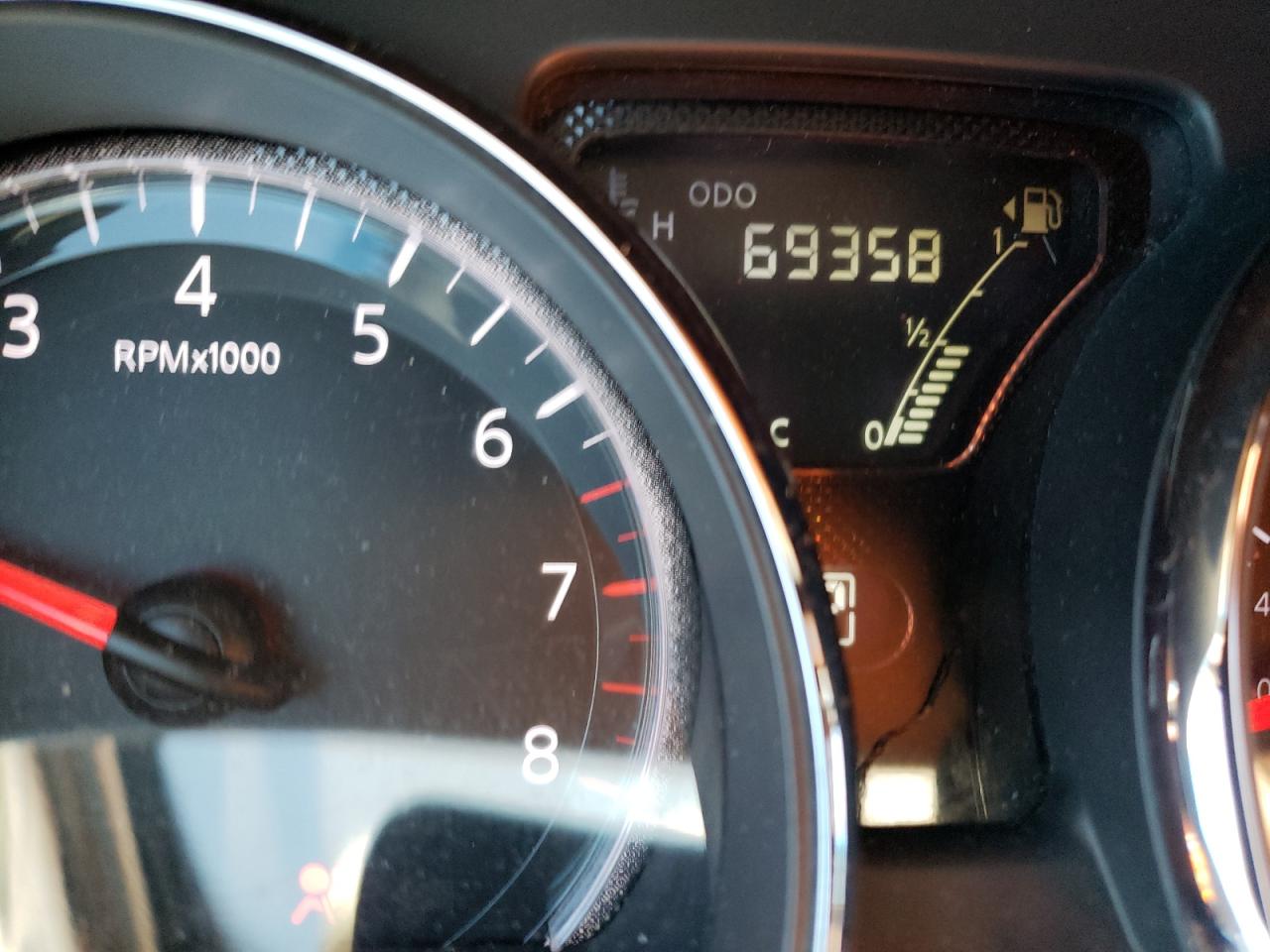 Photo 10 from auction – 2019 NISSAN VERSA S with VIN 3N1CN7AP0KL863666