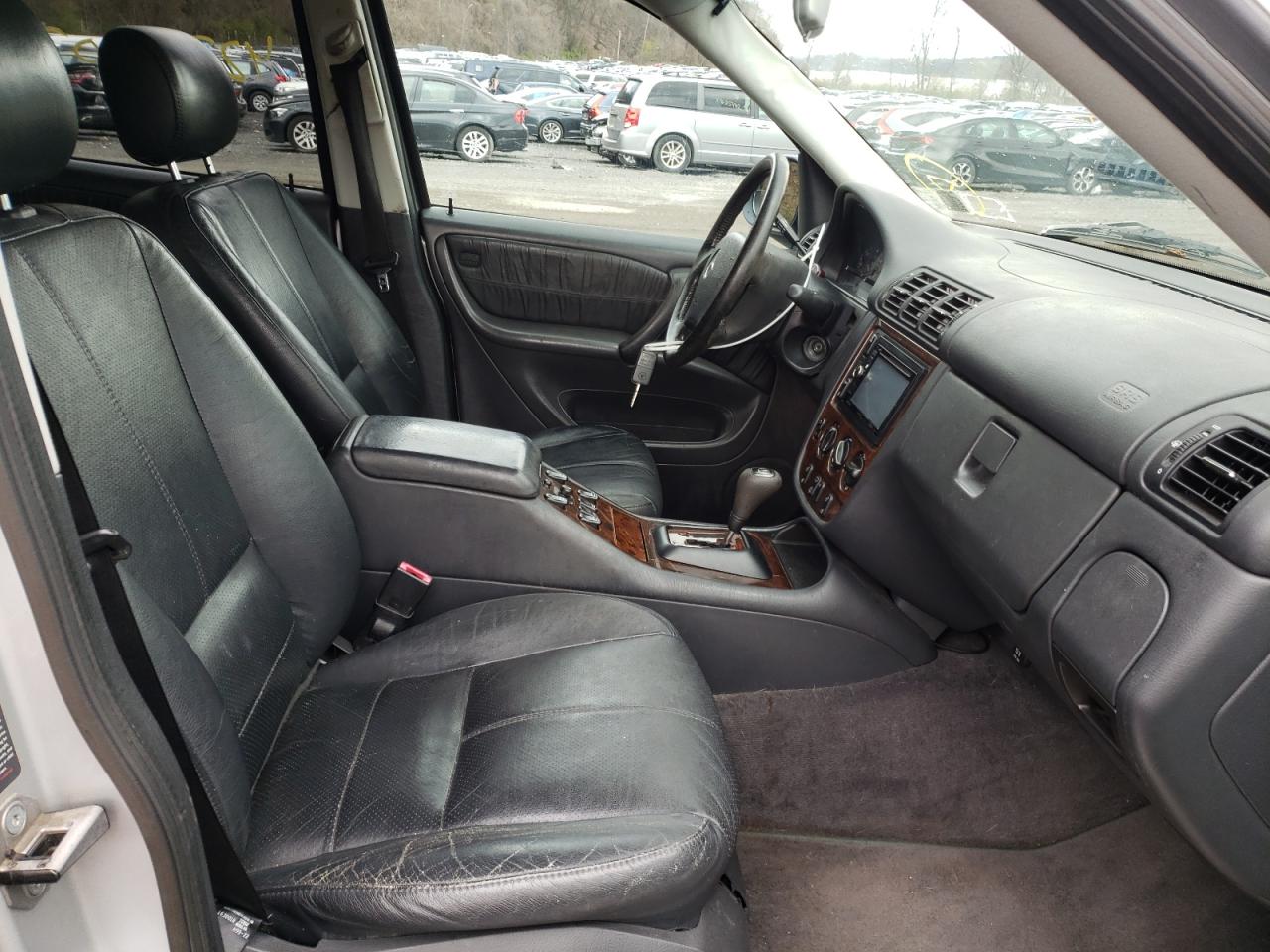 Photo 5 from auction – 2000 MERCEDES-BENZ ML 320 with VIN 4JGAB54E3YA198141