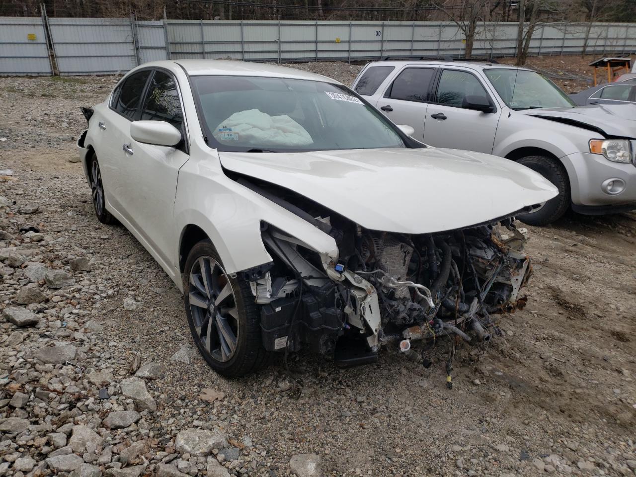 NISSAN ALTIMA 2.5 2016 with VIN 1N4AL3AP3GC240134 - Photo from auction