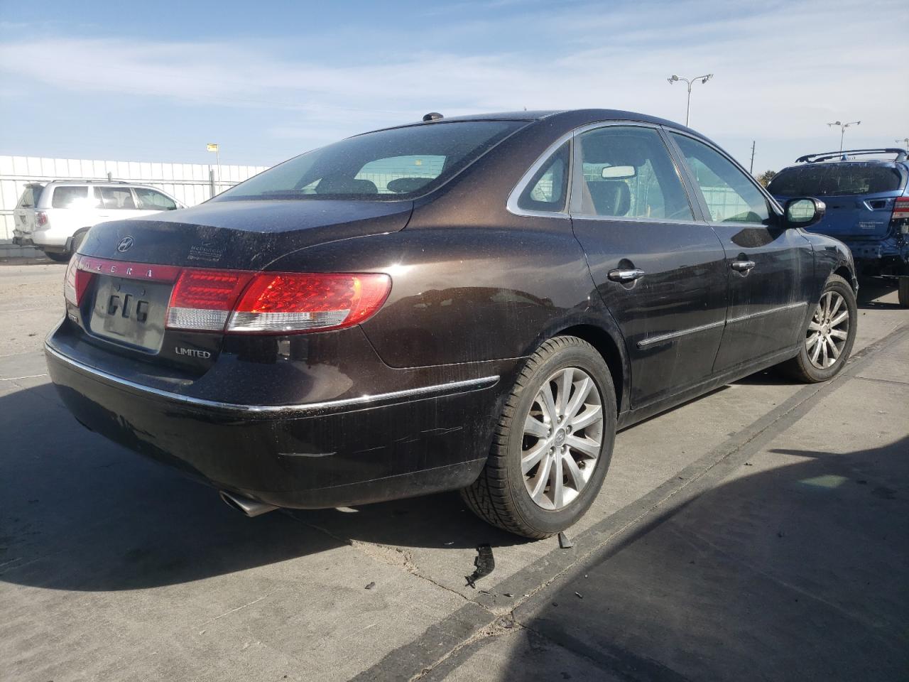 Photo 4 from auction – 2010 HYUNDAI AZERA GLS with VIN KMHFC4DF5AA512027