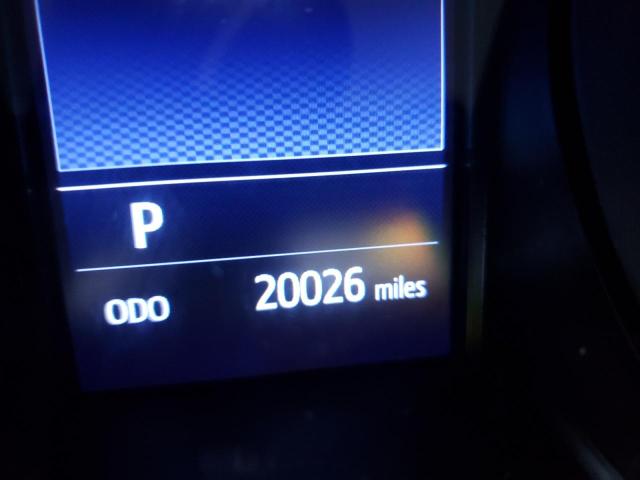 Photo 8 from auction – 2019 TOYOTA C-HR XLE with VIN NMTKHMBX3KR091394
